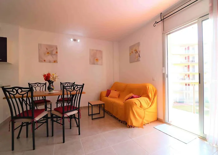 شقة Pretty With Balcony روساس