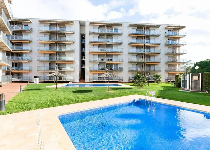 Pretty With Balcony شقة *