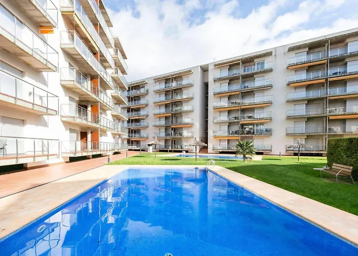 Апартаменты Pretty With Balcony